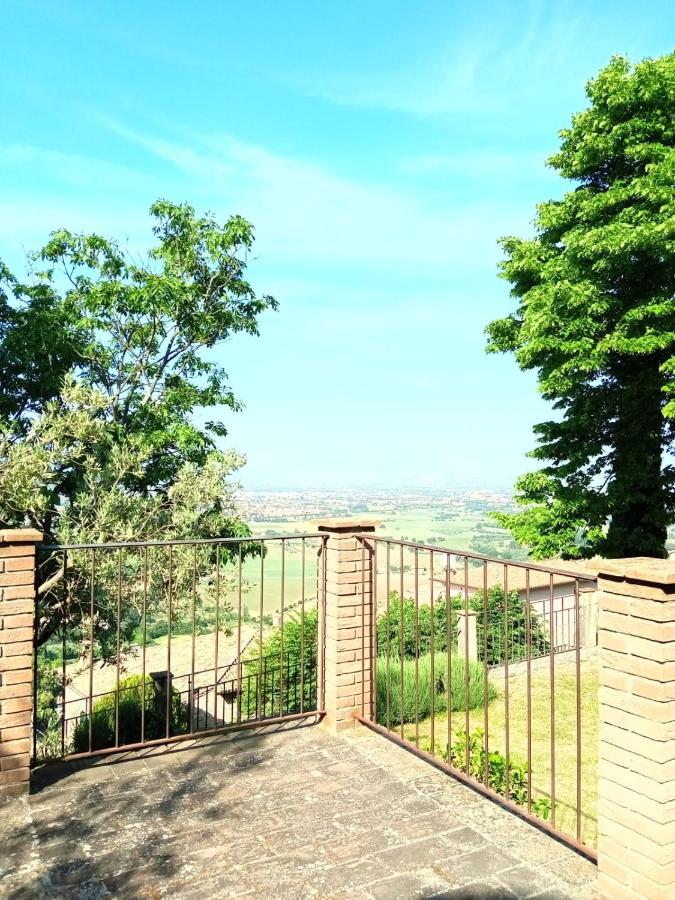 Residenza Messer Pajola Assisi Bagian luar foto
